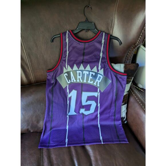 Men's Mitchell & Ness NBA Toronto Raptors Vince Carter 1998 Swingman Road Jersey - Picture 3 of 3